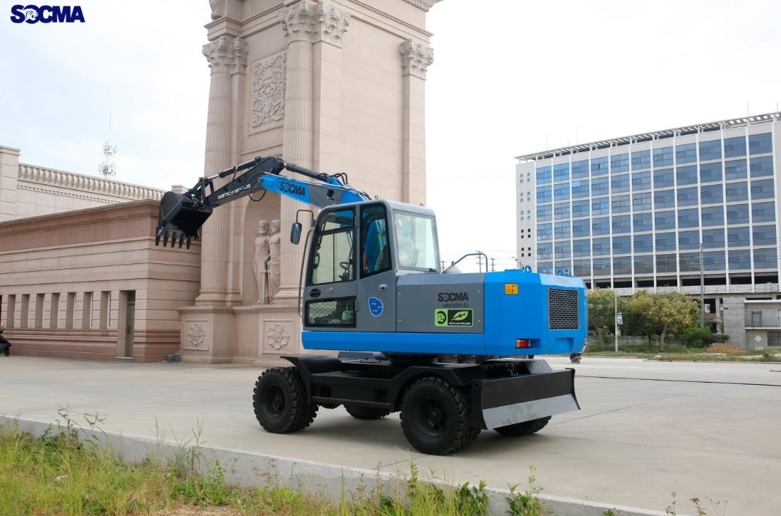 BATTERY EXCAVATOR