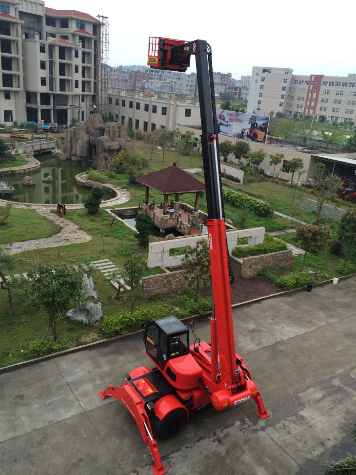 4 Tuj Rotated Telehandler