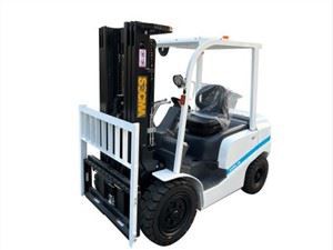Forklift 3 Tuj Nqe yog pheej yig ua hauj lwm hauv thawv
