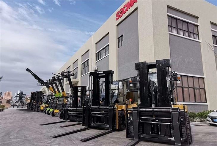 SOCMA Heavy Equipment For Ports